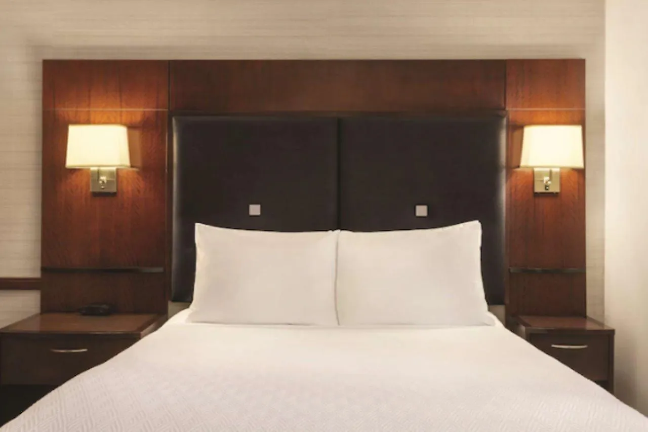 فندق Doubletree By Hilton New York Midtown Fifth Ave
