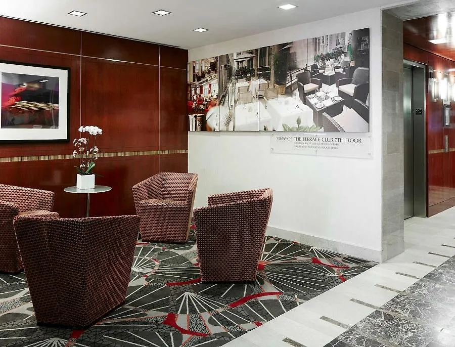 فندق Doubletree By Hilton New York Midtown Fifth Ave 4*,