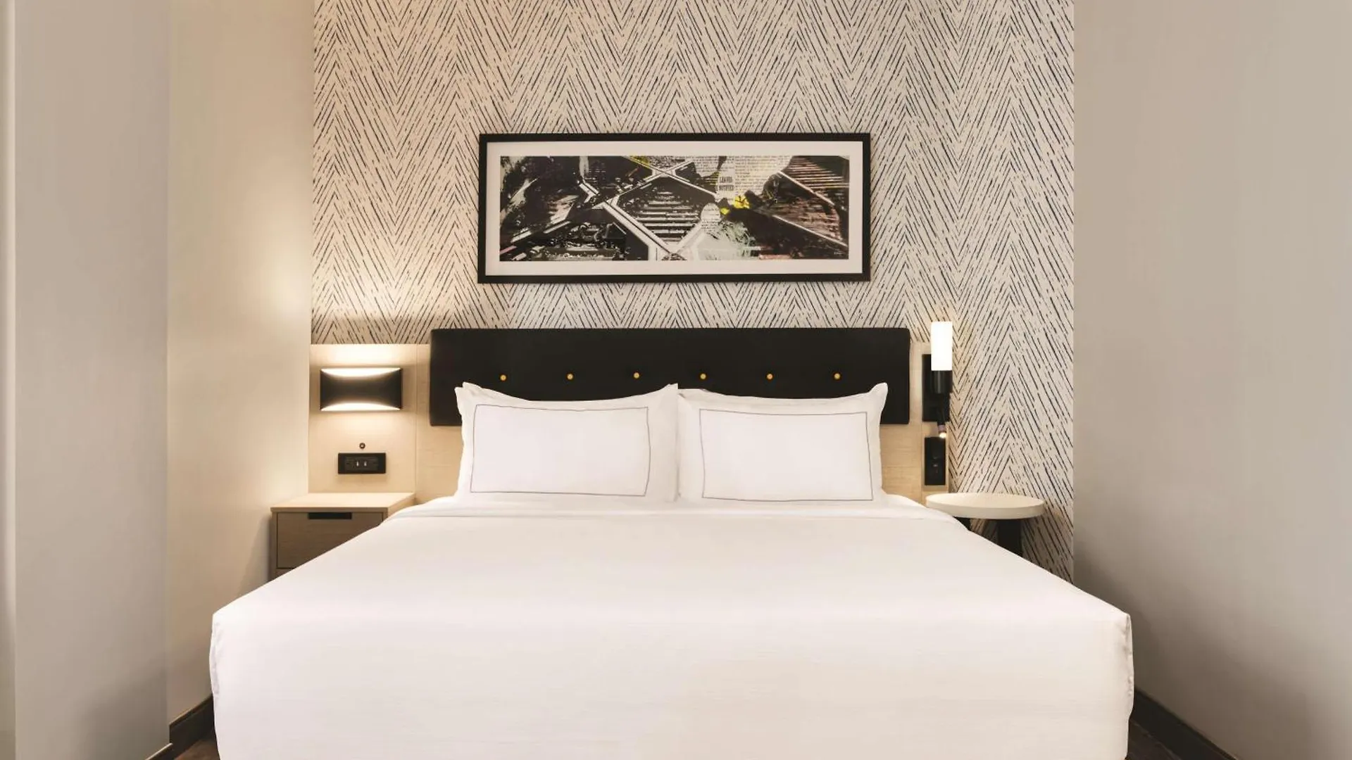 فندق Doubletree By Hilton New York Midtown Fifth Ave 4*,  الولايات المتحدة الأمريكية