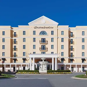 Hampton & South Park At Phillips Place Hotel Charlotte