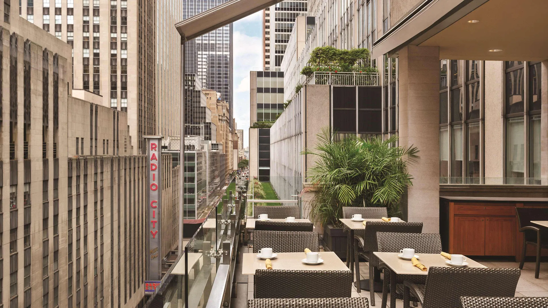 Doubletree By Hilton New York Midtown Fifth Ave Hotel