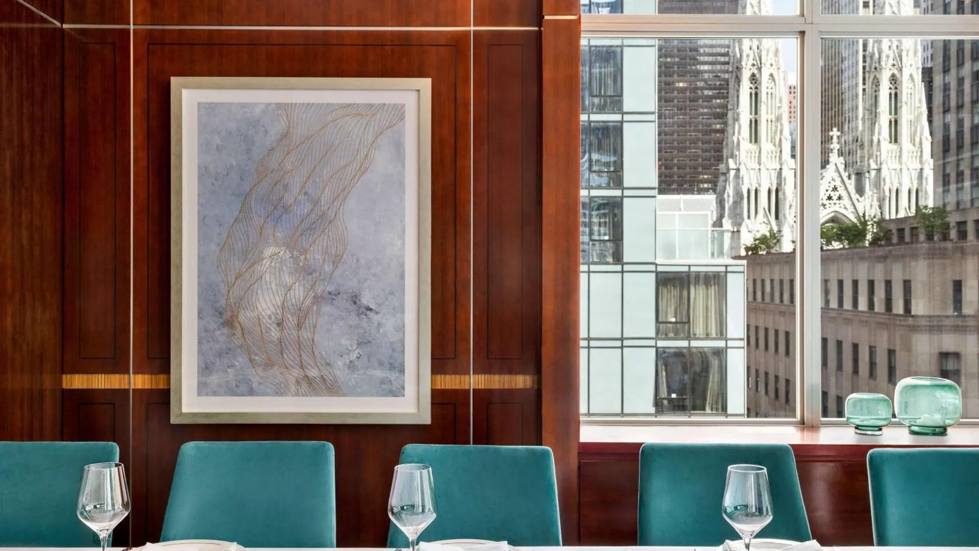 Doubletree By Hilton New York Midtown Fifth Ave Hotel